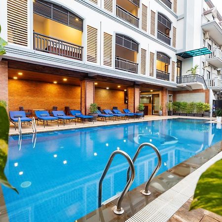 Blanc Smith Hotel Siem Reap Dış mekan fotoğraf