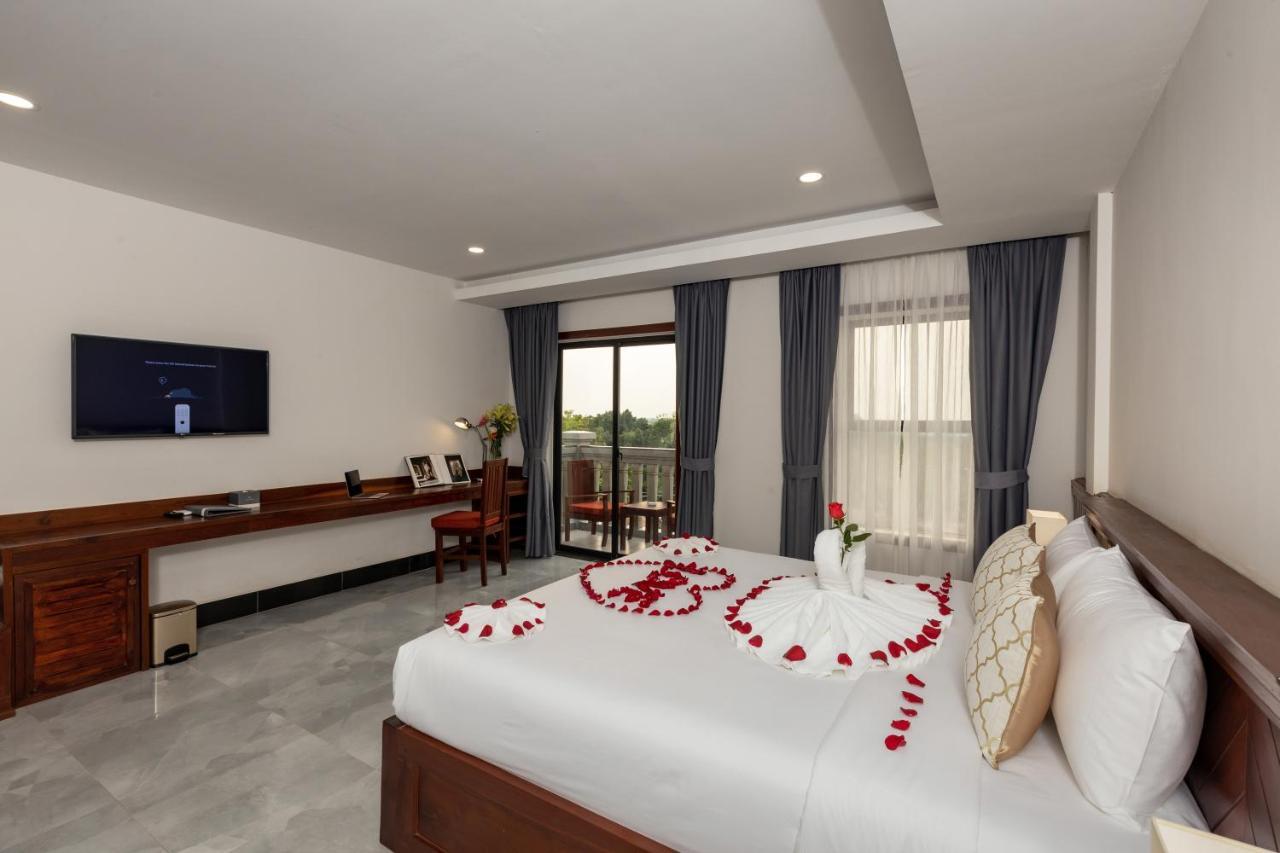 Blanc Smith Hotel Siem Reap Dış mekan fotoğraf