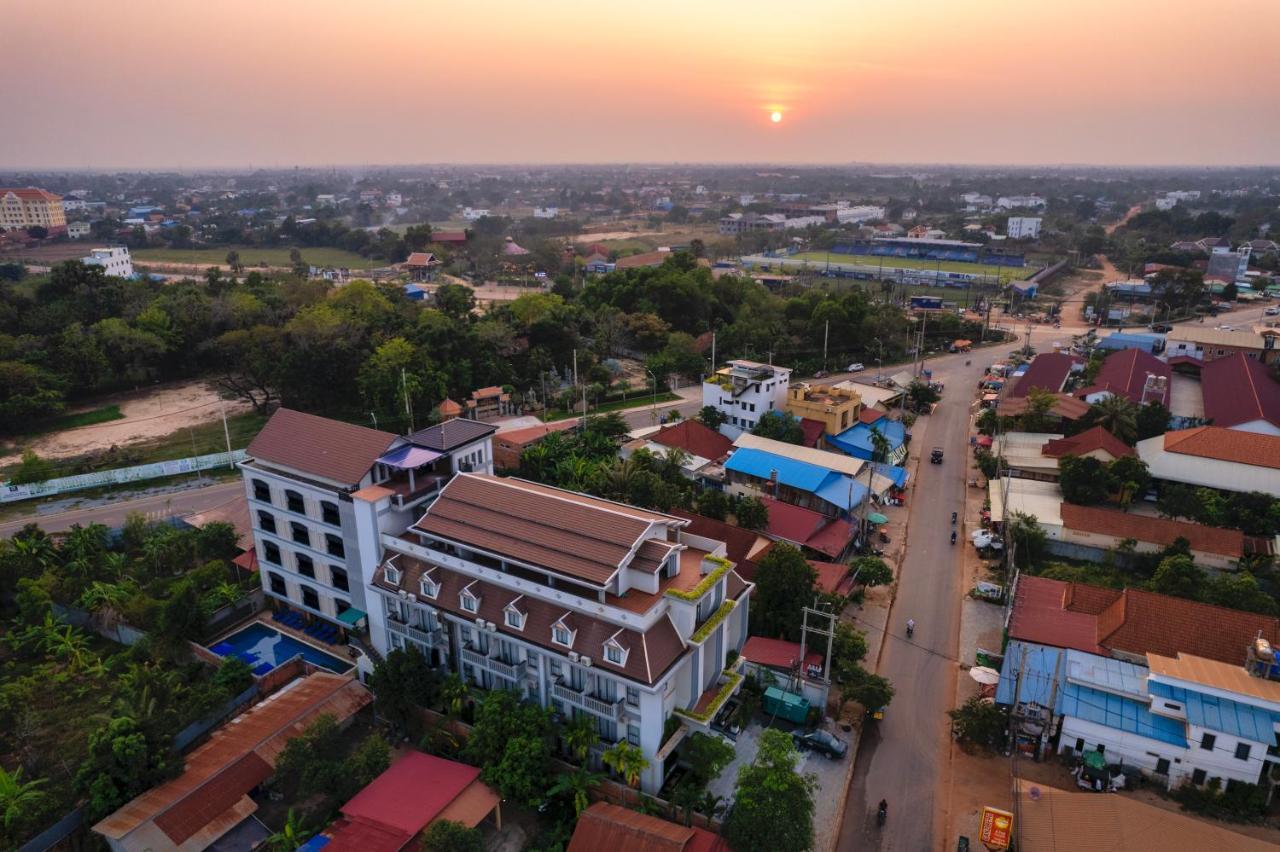 Blanc Smith Hotel Siem Reap Dış mekan fotoğraf