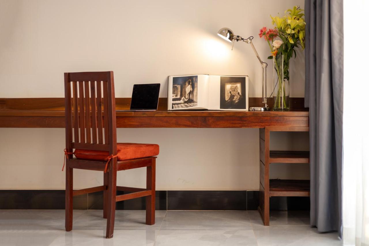Blanc Smith Hotel Siem Reap Dış mekan fotoğraf