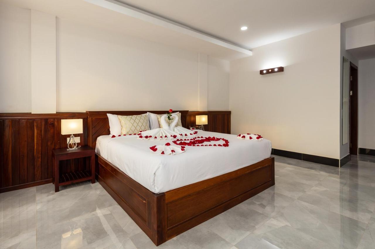 Blanc Smith Hotel Siem Reap Dış mekan fotoğraf