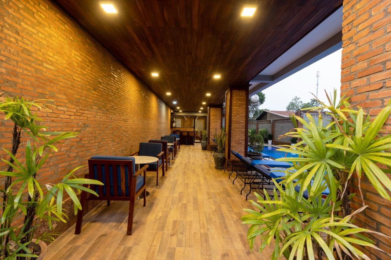 Blanc Smith Hotel Siem Reap Dış mekan fotoğraf